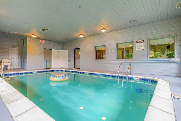 Pool 7 of 61