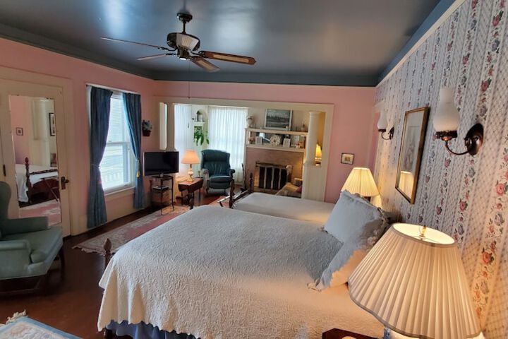 Room 45 of 80