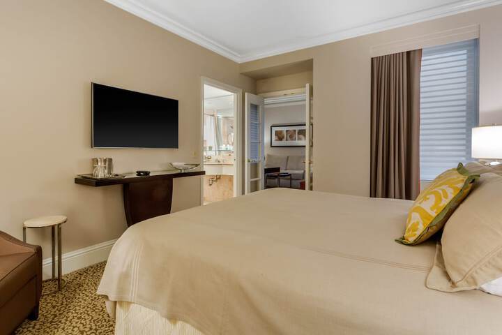 Room 56 of 125