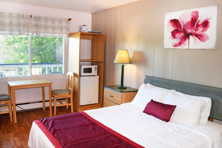 Room 18 of 48