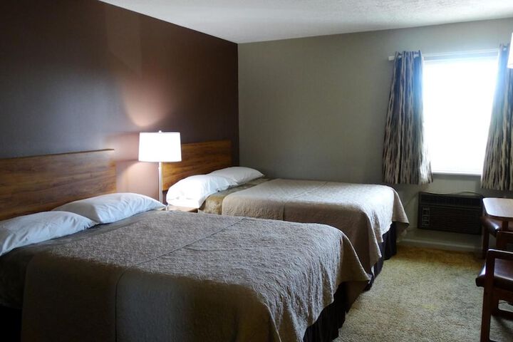 Room 9 of 30