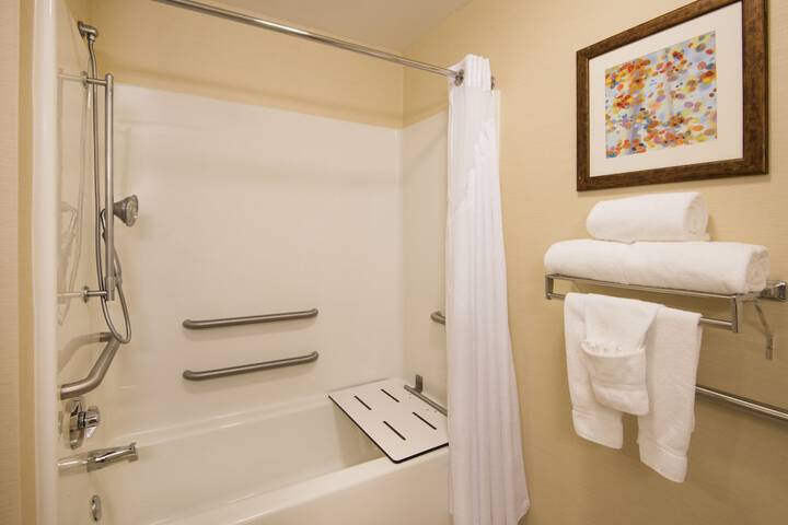 Room 20 of 39