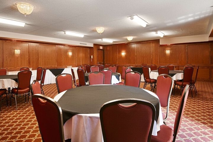 Best Western Plus Cobourg Inn & Convention Centre