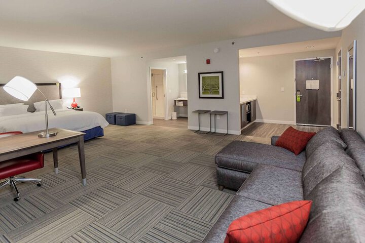 Room 15 of 34