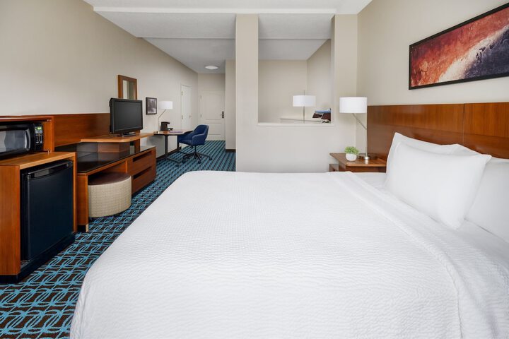 Room 18 of 36