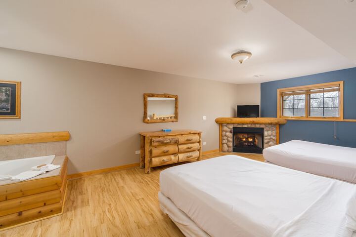 Room 15 of 43