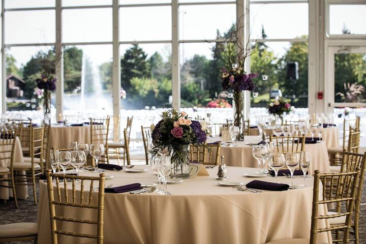 Ballroom/Hall 110 of 132