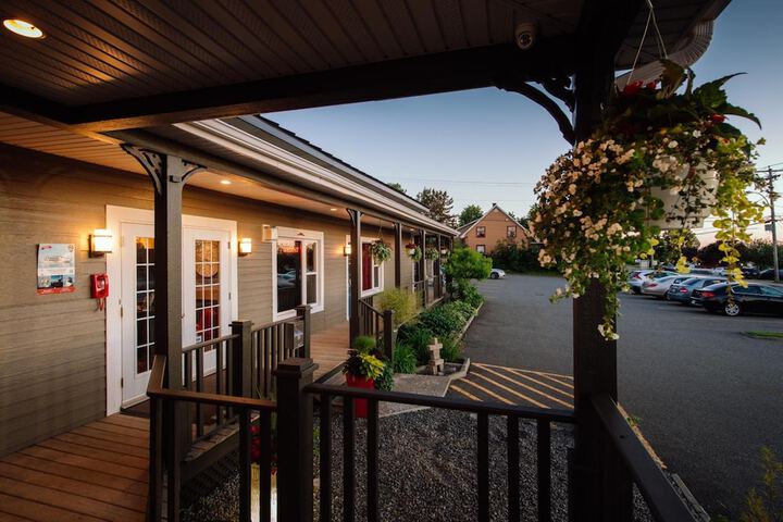 Property Grounds 40 of 40