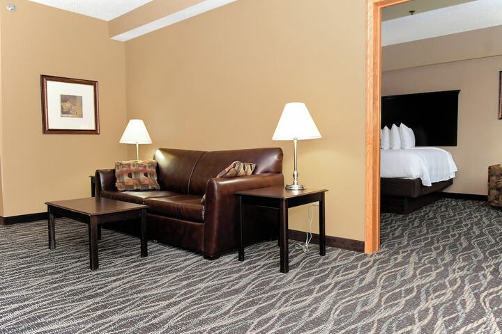 Room 46 of 118