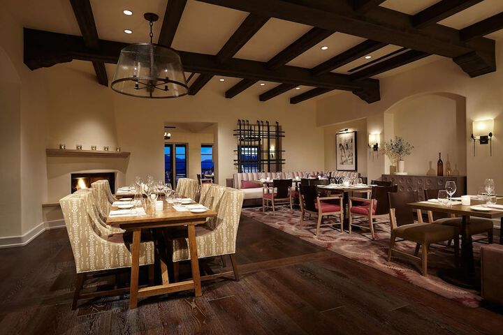 Dining 99 of 149