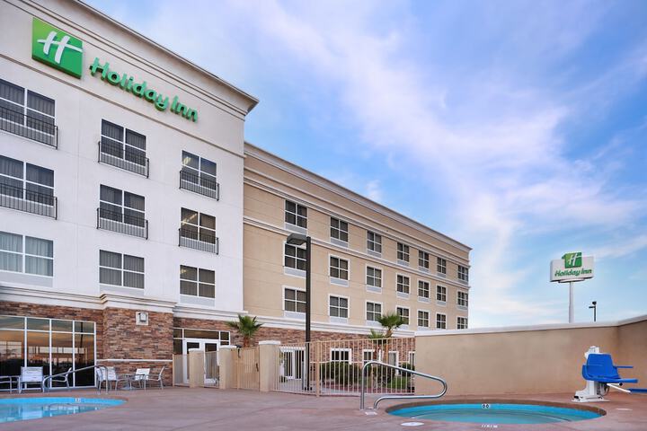 Hotel 6 of 46