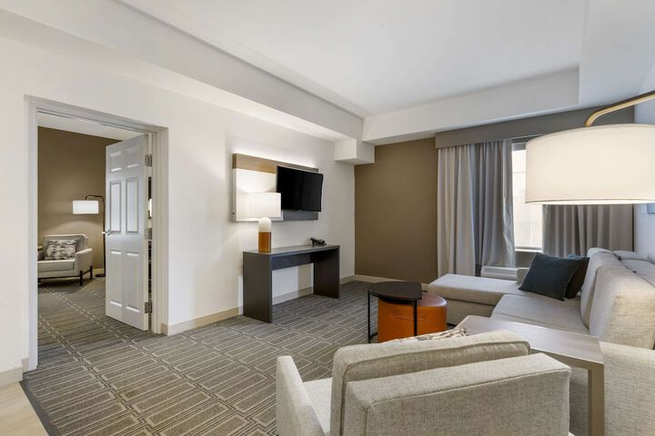 Room 30 of 60