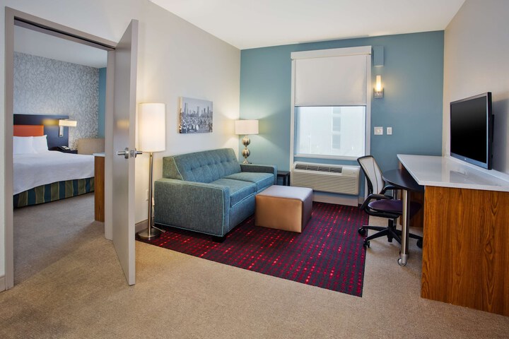 Room 15 of 33