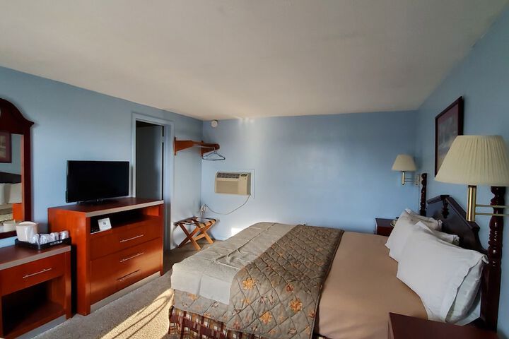 Room 28 of 56