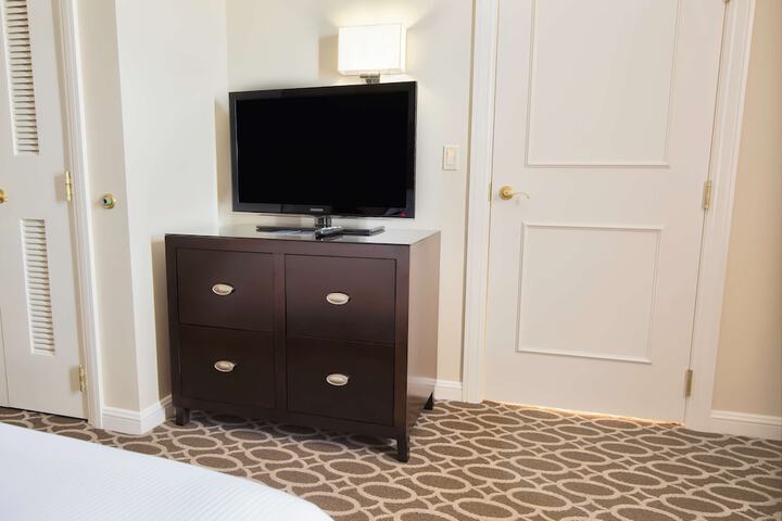 Room 70 of 145