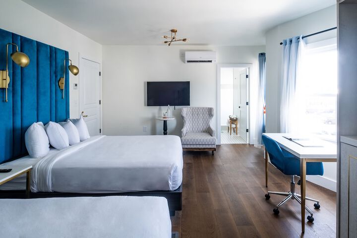 Room 48 of 72