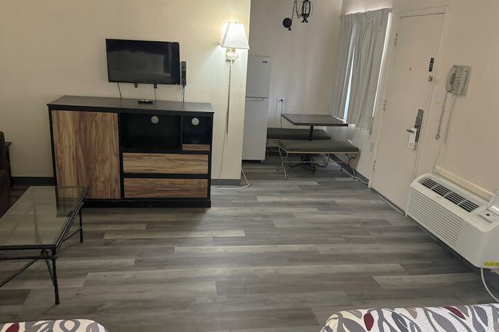 Room 36 of 46