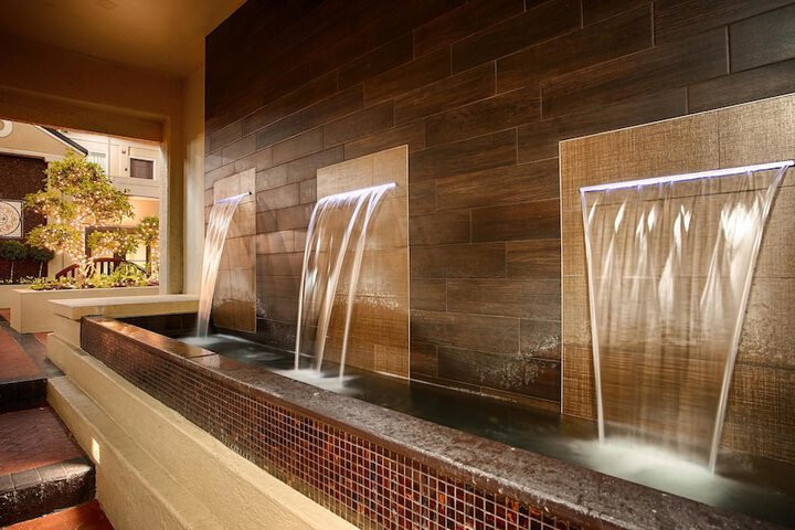 Hotel 6 of 45
