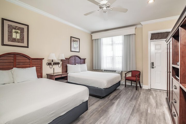 Litchfield Beach & Golf Resort