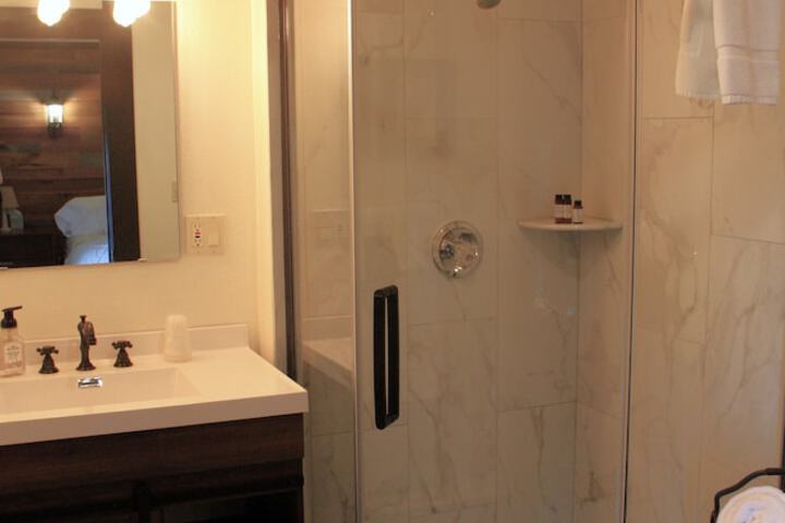 Room 11 of 23