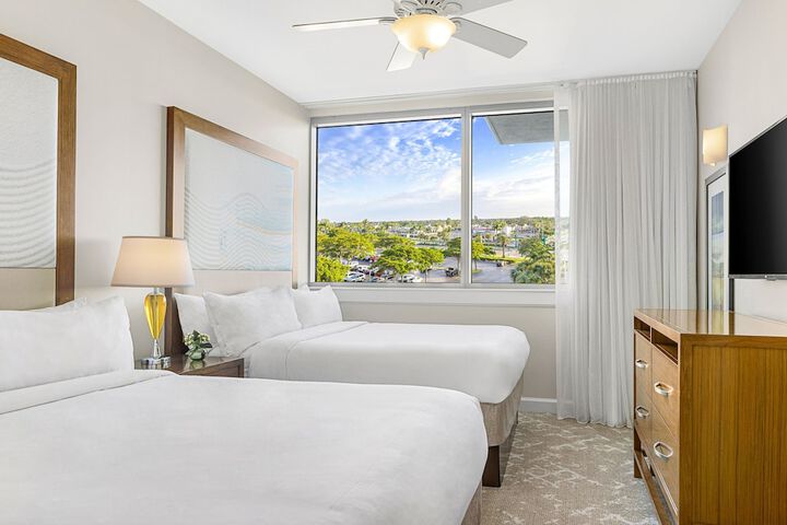 Marriotts Crystal Shores