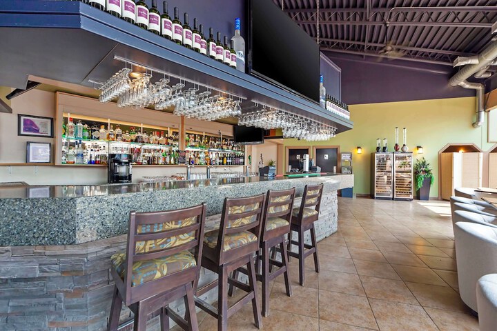 Best Western Plus Mirage Hotel & Resort