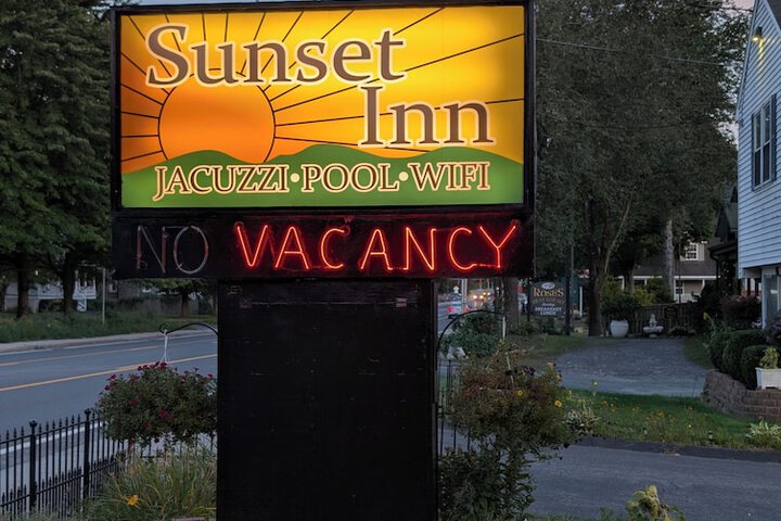 Sunset Inn