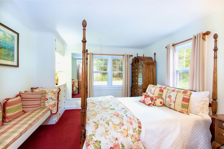 Room 128 of 275