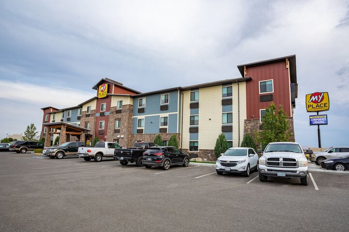 Hotel 4 of 35