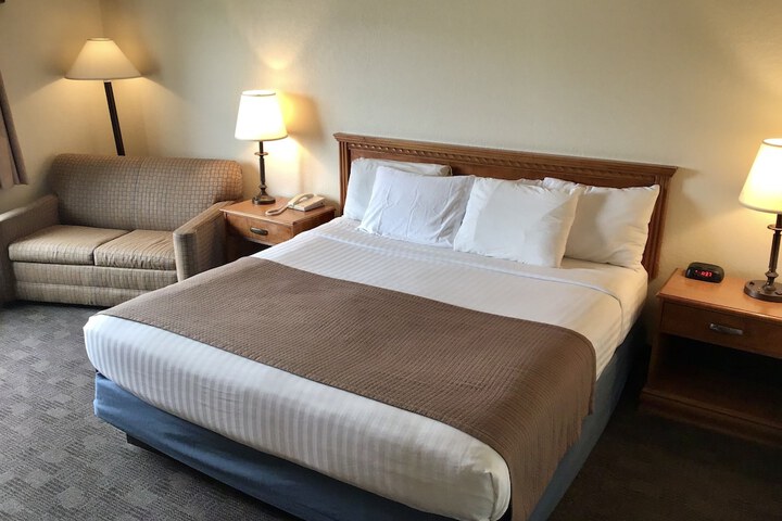Room 18 of 29