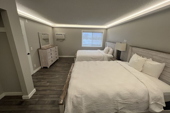 Room 10 of 30