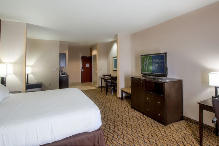 Room 35 of 46