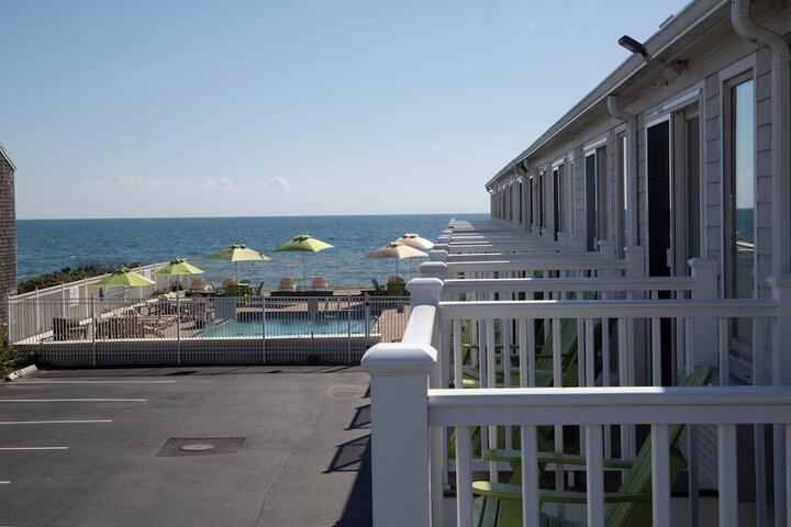 The Corsair & Cross Rip Oceanfront Resort