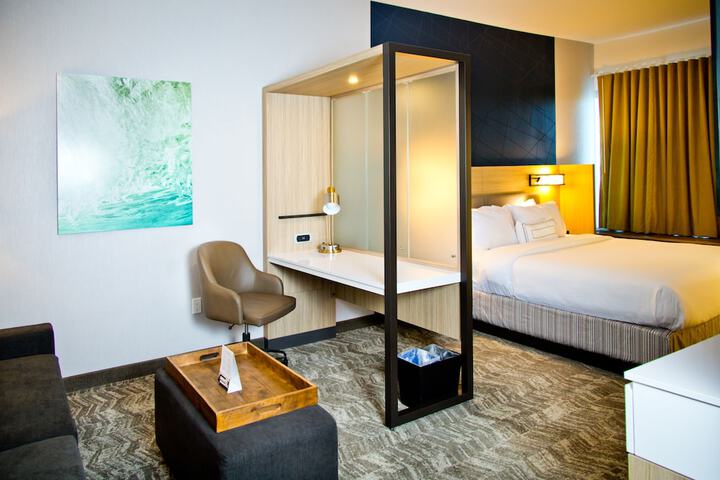 Room 34 of 54
