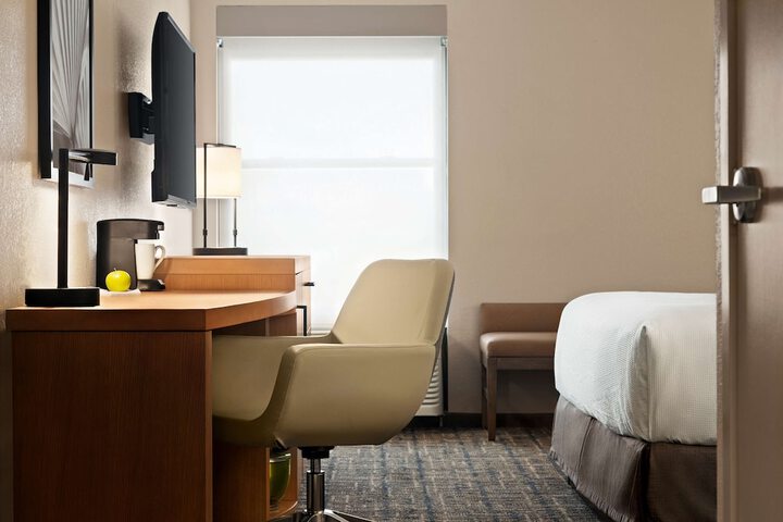Room 12 of 29