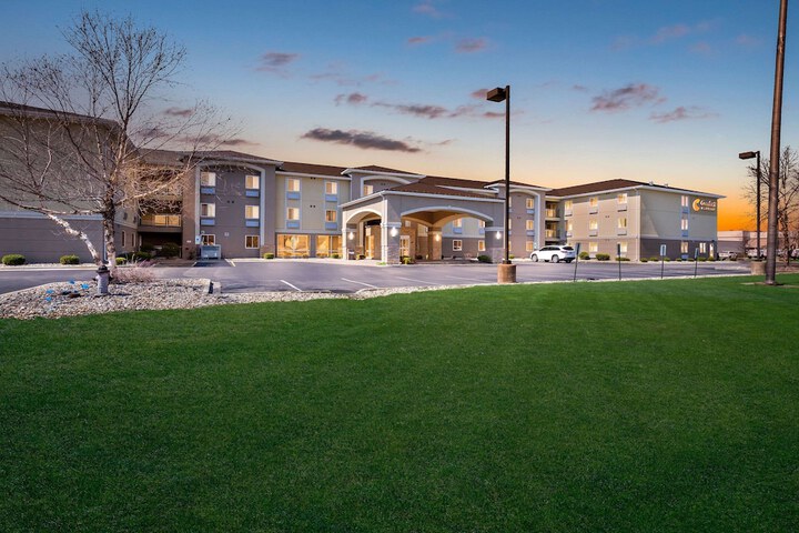 Hotel 2 of 46