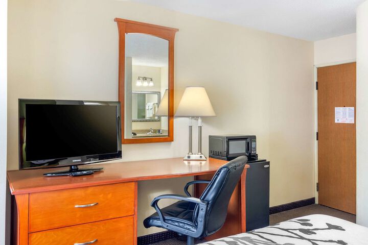 Room 20 of 31