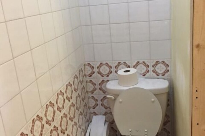 Room 15 of 22