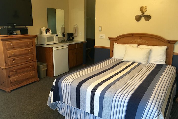 Room 84 of 157