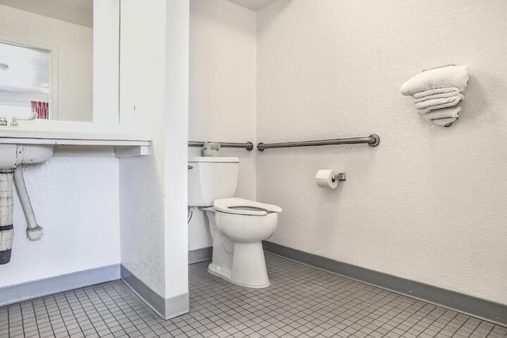 Motel 6 Saint Joseph MO