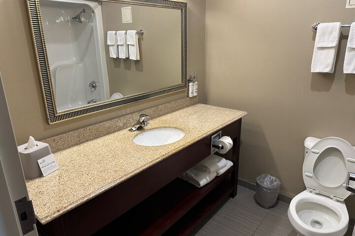 Room 12 of 26
