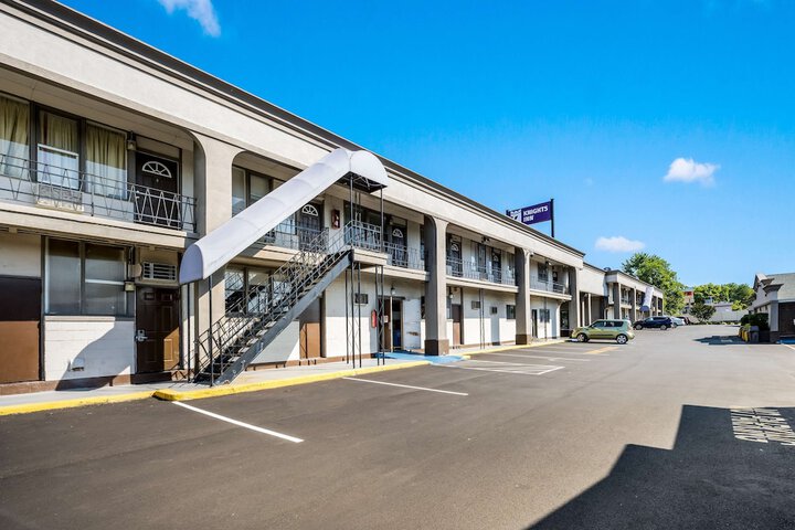 Hotel 3 of 56