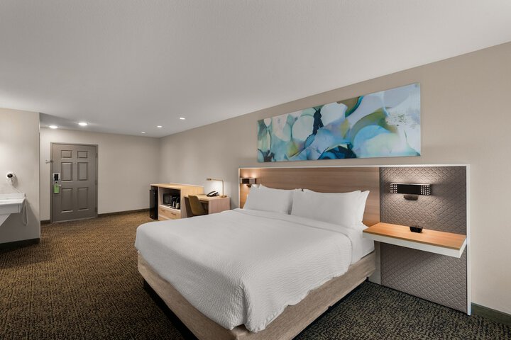 Wyndham Garden Galena Hotel & Day Spa