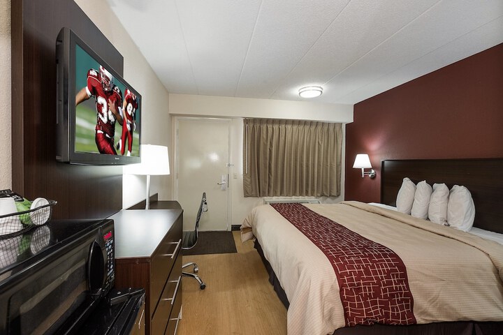 Room 8 of 23