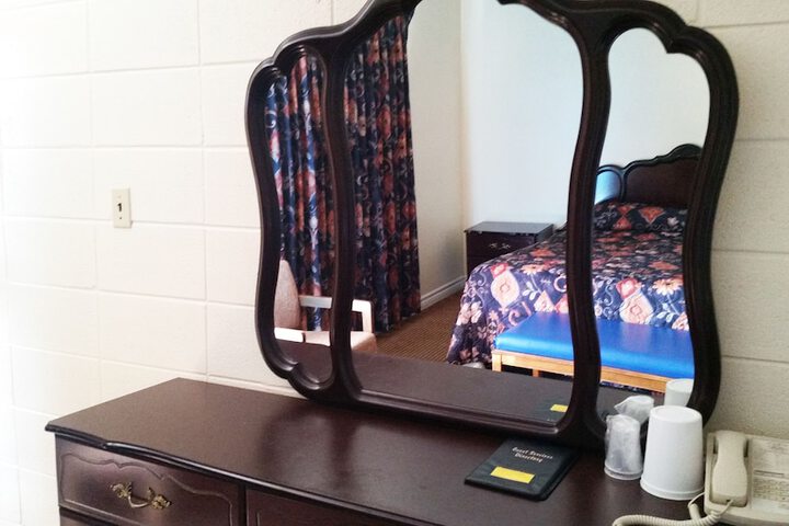 Room 20 of 56