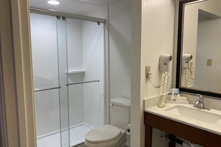 Room 17 of 42
