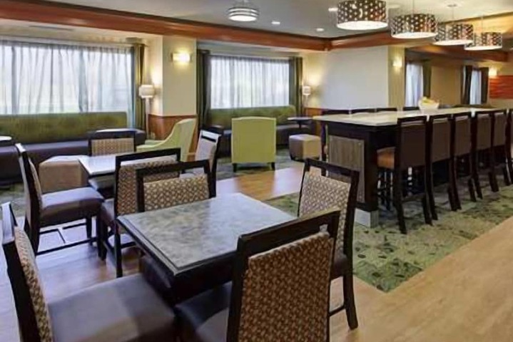 Hampton Inn & Suites Fremont