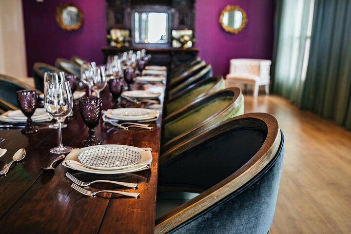 Dining 39 of 57