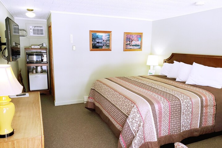 Room 72 of 114