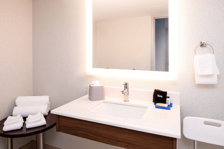 Room 41 of 61
